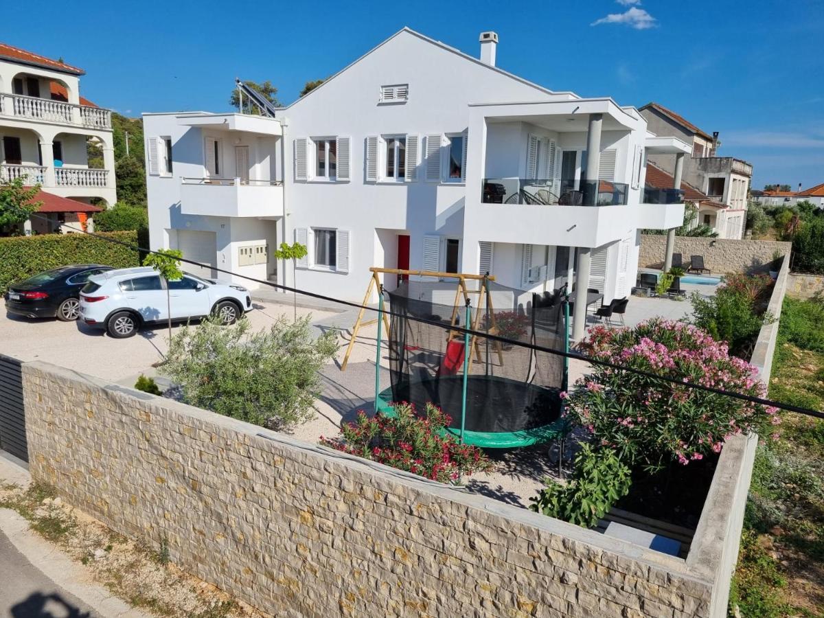 Haus Dalmatia With Heated Pool Daire Bibinje Dış mekan fotoğraf