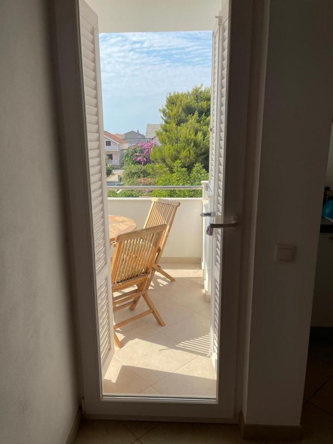 Haus Dalmatia With Heated Pool Daire Bibinje Dış mekan fotoğraf