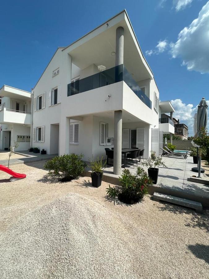Haus Dalmatia With Heated Pool Daire Bibinje Dış mekan fotoğraf