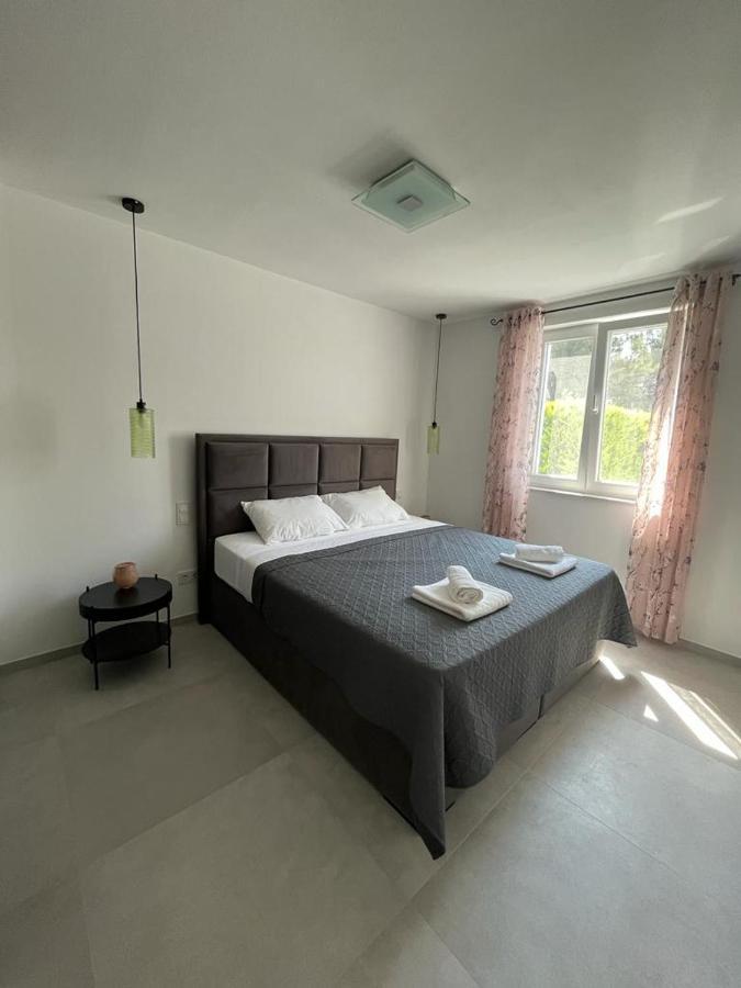 Haus Dalmatia With Heated Pool Daire Bibinje Dış mekan fotoğraf