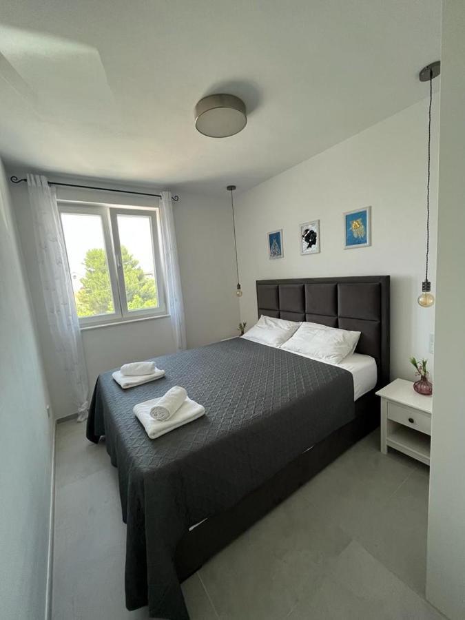 Haus Dalmatia With Heated Pool Daire Bibinje Dış mekan fotoğraf