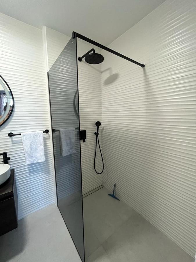 Haus Dalmatia With Heated Pool Daire Bibinje Dış mekan fotoğraf
