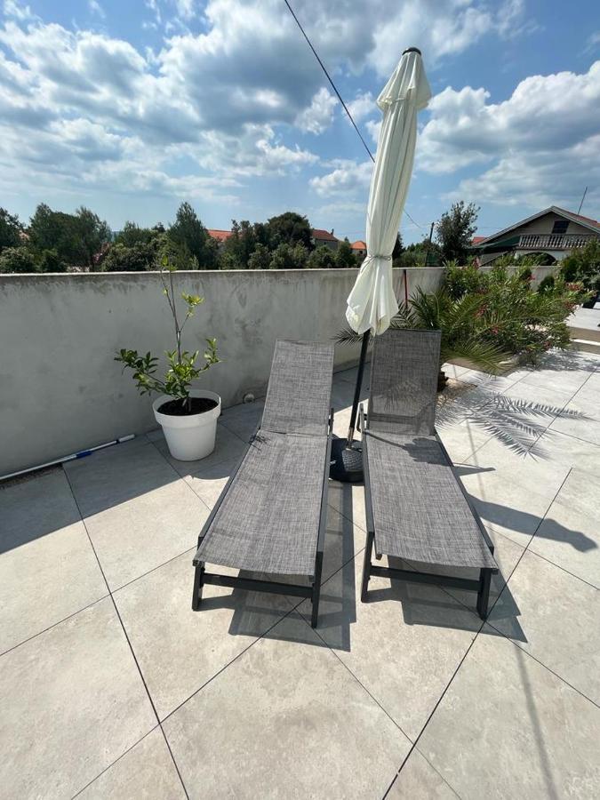 Haus Dalmatia With Heated Pool Daire Bibinje Dış mekan fotoğraf