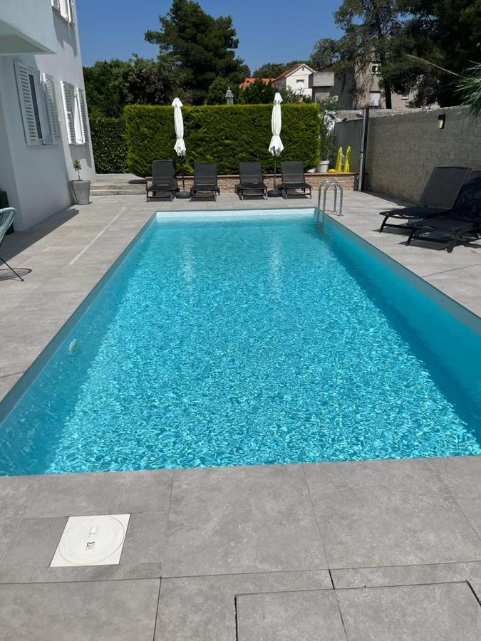 Haus Dalmatia With Heated Pool Daire Bibinje Dış mekan fotoğraf