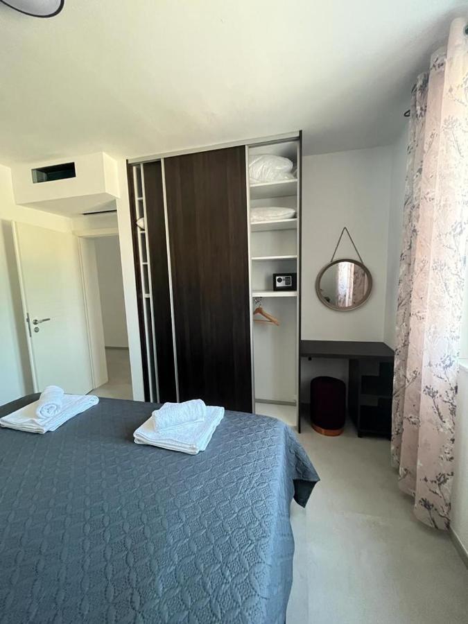 Haus Dalmatia With Heated Pool Daire Bibinje Dış mekan fotoğraf