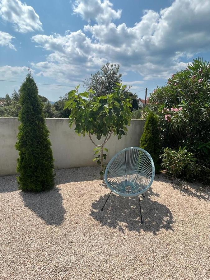 Haus Dalmatia With Heated Pool Daire Bibinje Dış mekan fotoğraf
