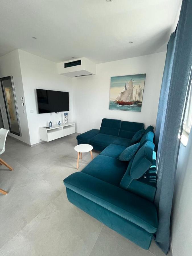 Haus Dalmatia With Heated Pool Daire Bibinje Dış mekan fotoğraf